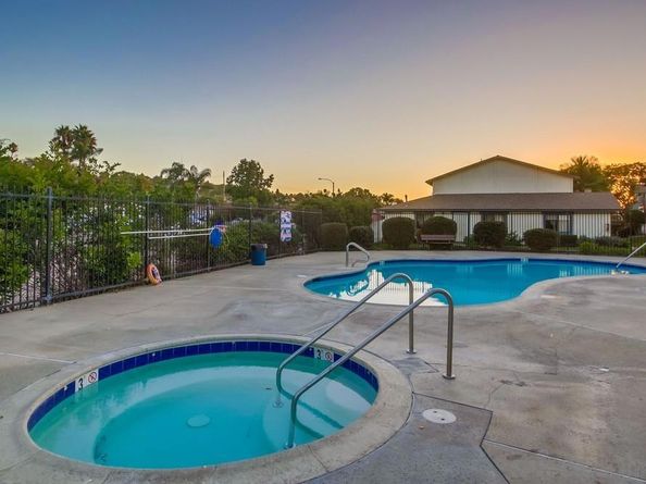 3433 Los Mochis Way, Oceanside CA 92056