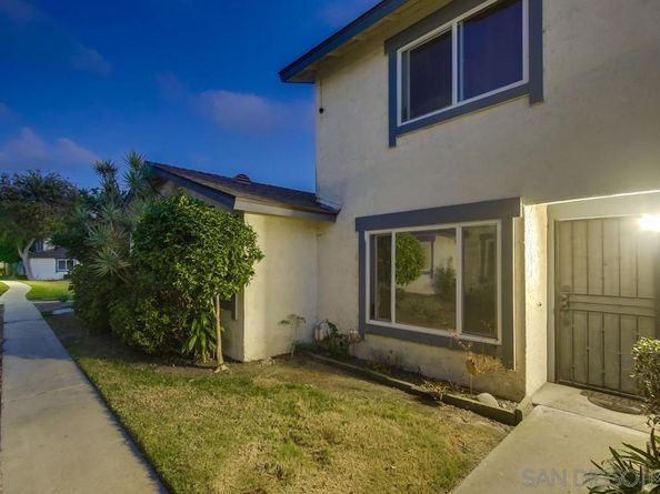 3433 Los Mochis Way, Oceanside CA 92056