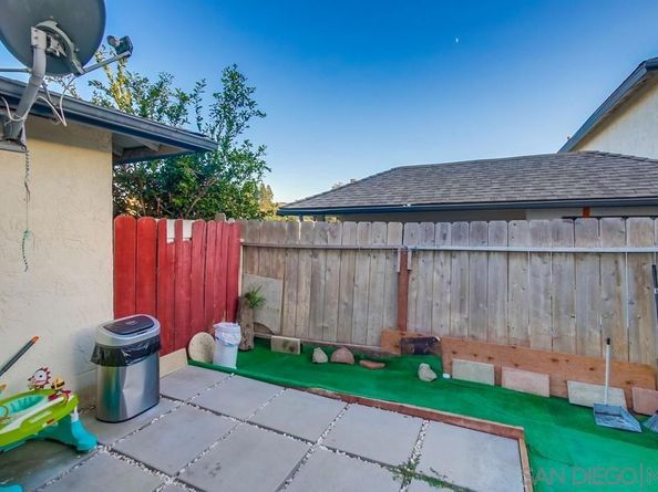 3433 Los Mochis Way, Oceanside CA 92056