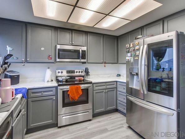3433 Los Mochis Way, Oceanside CA 92056