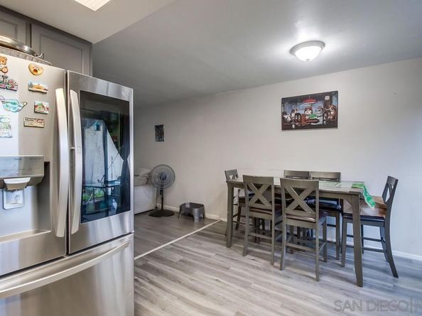 3433 Los Mochis Way, Oceanside CA 92056