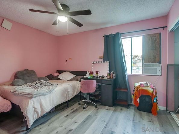 3433 Los Mochis Way, Oceanside CA 92056