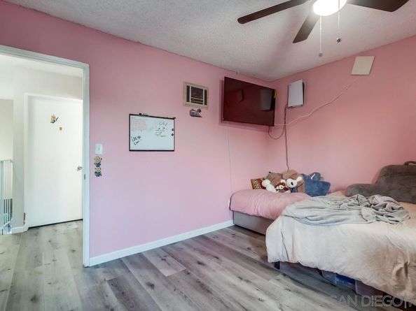 3433 Los Mochis Way, Oceanside CA 92056