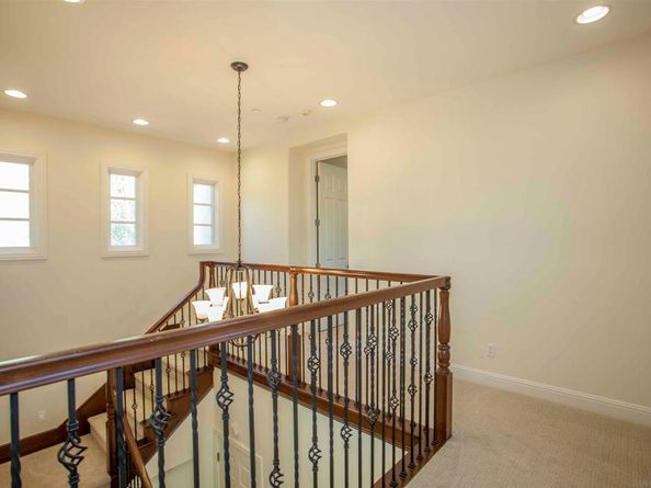 16632 Rose Of Tralee Ln, San Diego CA 92127