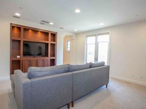 16632 Rose Of Tralee Ln, San Diego CA 92127