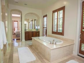 16632 Rose Of Tralee Ln, San Diego CA 92127