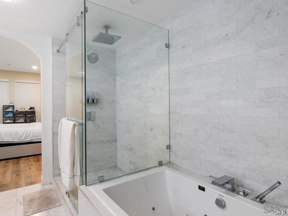 8301 Rio San Diego DR 7, San Diego CA 92108