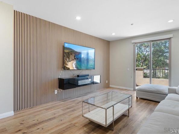 8301 Rio San Diego DR 7, San Diego CA 92108