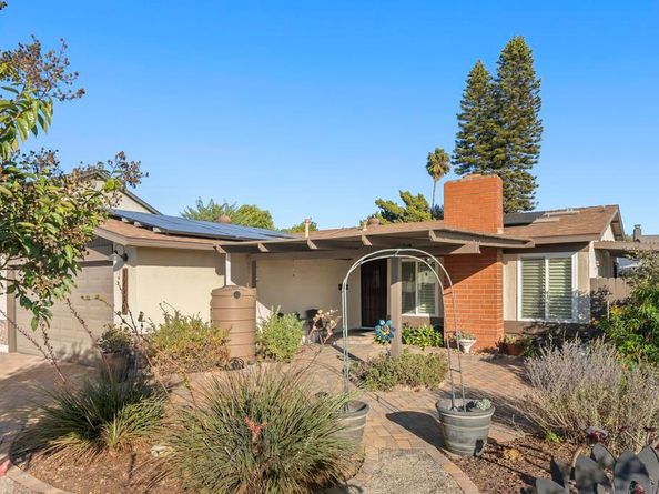 12979 Calle De Las Rosas, San Diego CA 92129