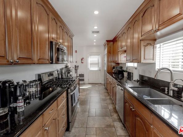 12643 Elkwood Street, North Hollywood CA 91605