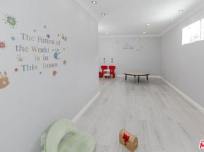 12643 Elkwood Street, North Hollywood CA 91605