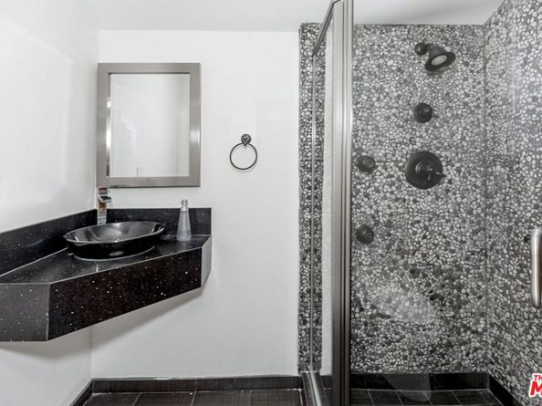 12643 Elkwood Street, North Hollywood CA 91605