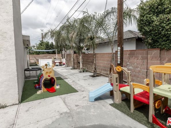 12643 Elkwood Street, North Hollywood CA 91605