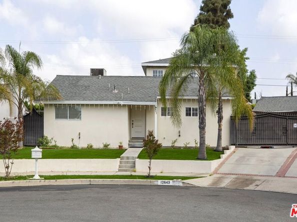 12643 Elkwood Street, North Hollywood CA 91605