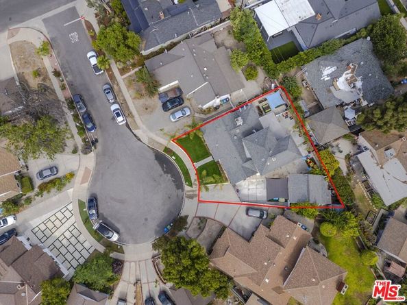 12643 Elkwood Street, North Hollywood CA 91605