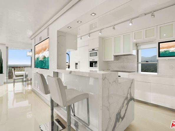 201 Ocean Avenue 409P, Santa Monica CA 90402