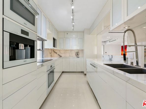 201 Ocean Avenue 409P, Santa Monica CA 90402