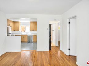 5614 W Adams Boulevard, Los Angeles CA 90016