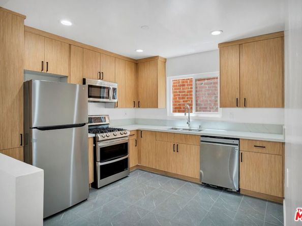 5614 W Adams Boulevard, Los Angeles CA 90016