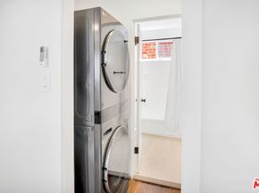 5614 W Adams Boulevard, Los Angeles CA 90016