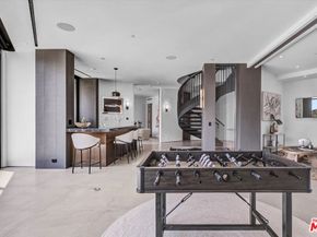 8526 Hollywood Boulevard, Los Angeles CA 90069