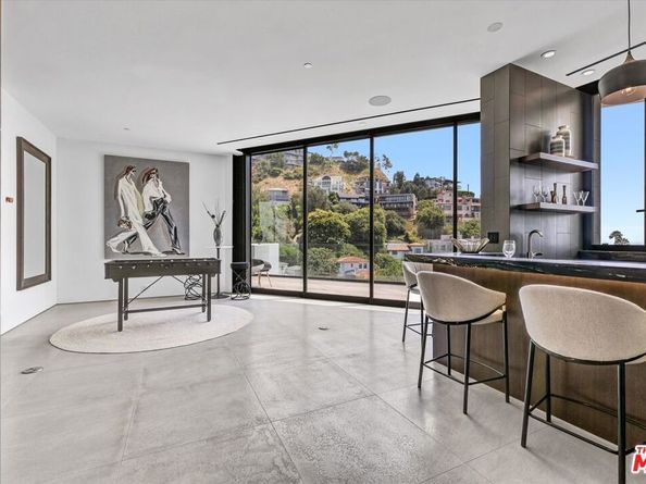 8526 Hollywood Boulevard, Los Angeles CA 90069