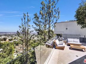 8526 Hollywood Boulevard, Los Angeles CA 90069