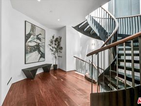 8526 Hollywood Boulevard, Los Angeles CA 90069