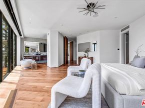 8526 Hollywood Boulevard, Los Angeles CA 90069