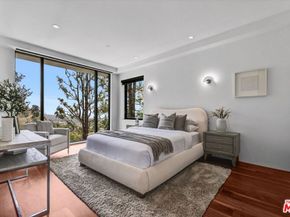 8526 Hollywood Boulevard, Los Angeles CA 90069