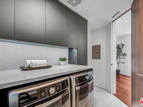 8526 Hollywood Boulevard, Los Angeles CA 90069