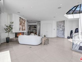 8526 Hollywood Boulevard, Los Angeles CA 90069