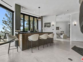 8526 Hollywood Boulevard, Los Angeles CA 90069