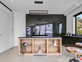 8526 Hollywood Boulevard, Los Angeles CA 90069