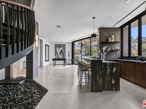 8526 Hollywood Boulevard, Los Angeles CA 90069