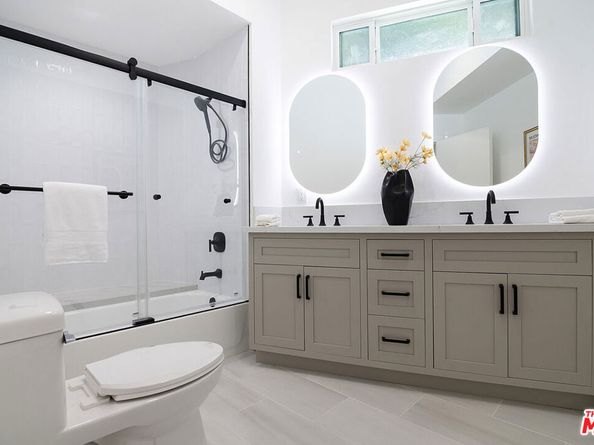 8155 Willow Glen Road, Los Angeles CA 90046