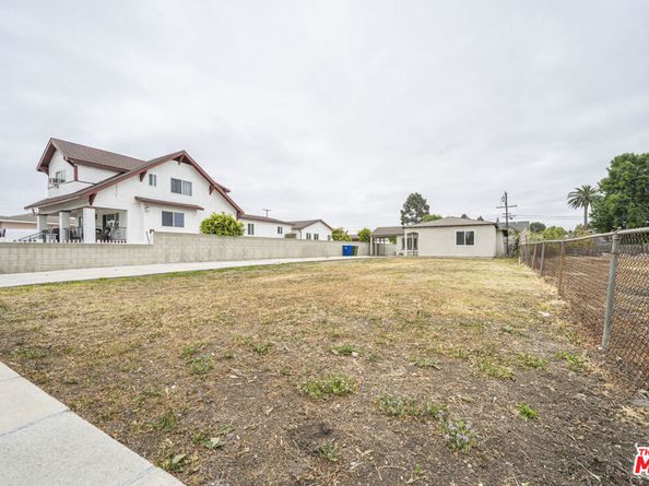 324 W 122nd Street, Los Angeles CA 90061