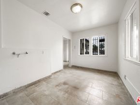 324 W 122nd Street, Los Angeles CA 90061