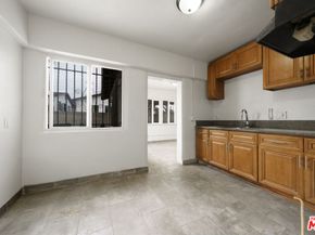 324 W 122nd Street, Los Angeles CA 90061