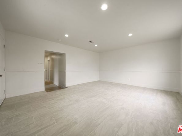 324 W 122nd Street, Los Angeles CA 90061