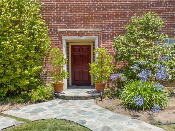 248 S Hudson Avenue, Los Angeles CA 90004