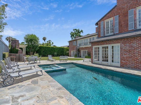 248 S Hudson Avenue, Los Angeles CA 90004