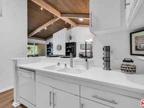 6305 Green Valley Circle 309, Culver City CA 90230