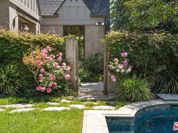 143 S Muirfield Road, Los Angeles CA 90004