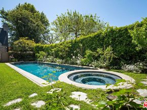 143 S Muirfield Road, Los Angeles CA 90004