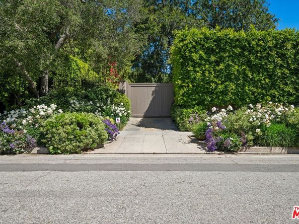 143 S Muirfield Road, Los Angeles CA 90004