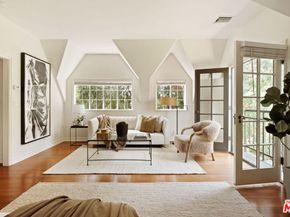 143 S Muirfield Road, Los Angeles CA 90004