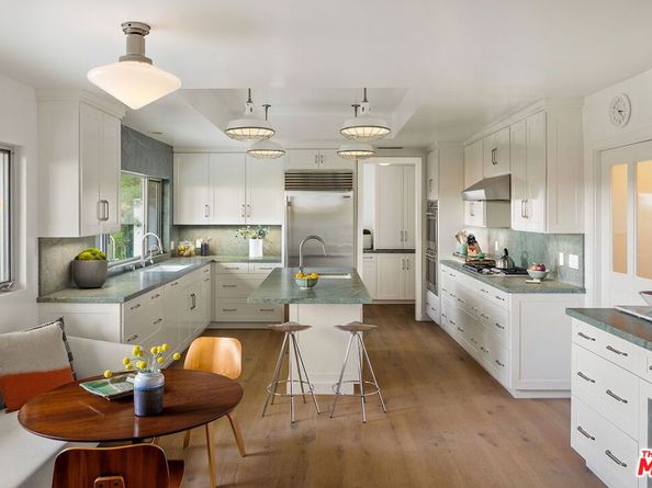 1726 Stone Canyon Road, Los Angeles CA 90077