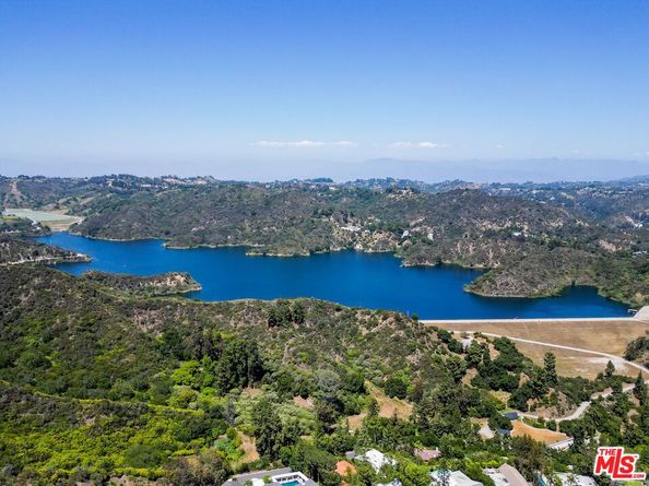 1726 Stone Canyon Road, Los Angeles CA 90077