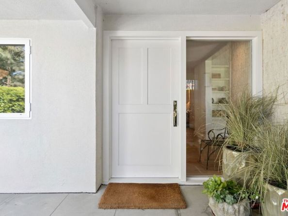 1726 Stone Canyon Road, Los Angeles CA 90077